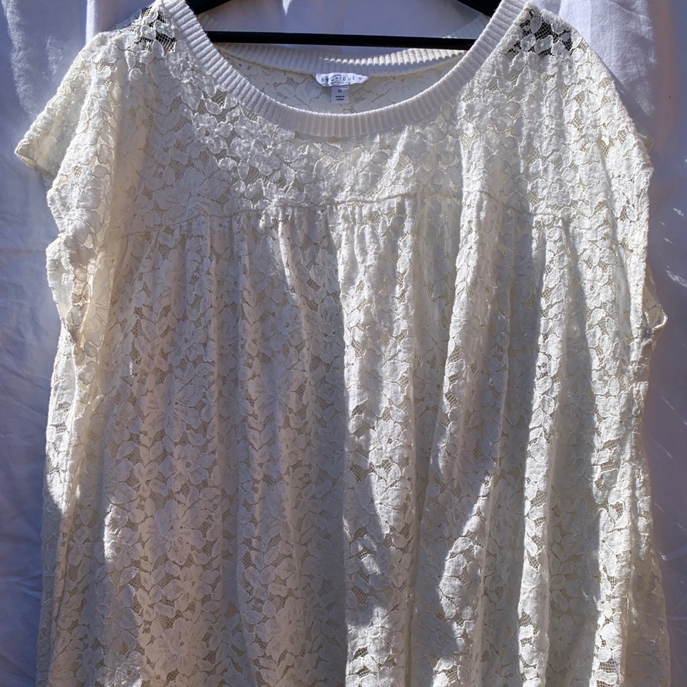 Boutique top